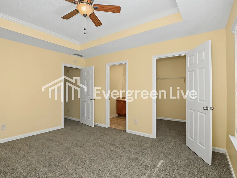 240 Shenandoah Dr — Photo 5