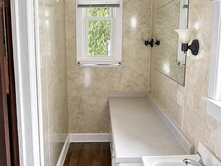 1519 Saint Clair Ave #1519 — Photo 15