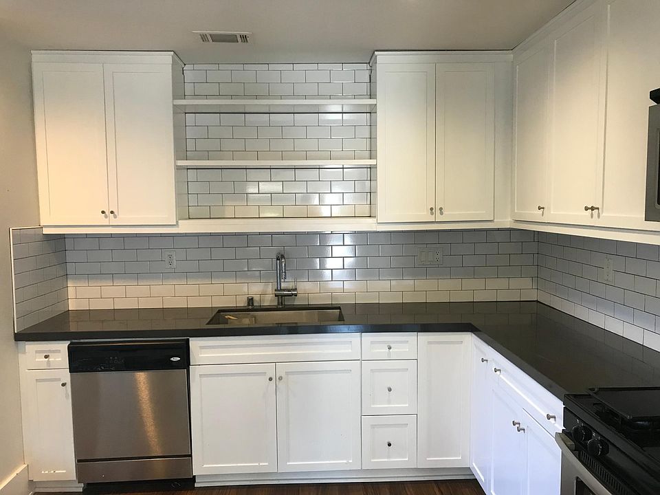 1st image of 2381 Elden Ave