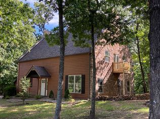 1005 Grand Point Blvd, Roach, MO 65079