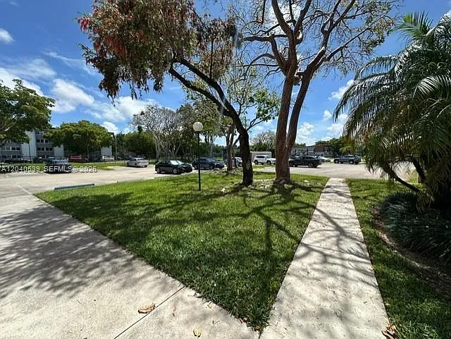 10975 SW 107th St #110 — Photo 24