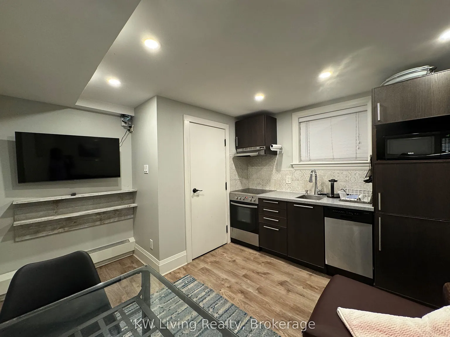 1 bed, $1,700 — Photo 3