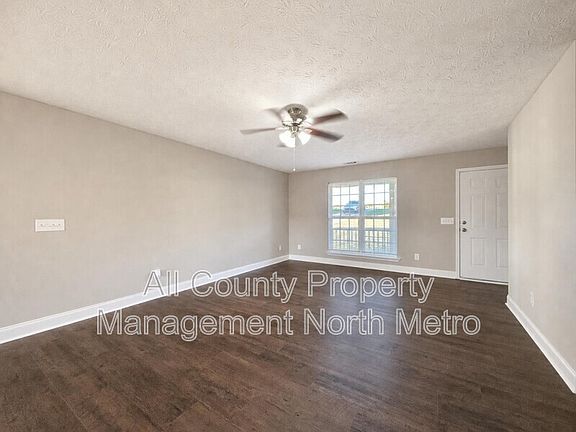 2nd image of 5810 Parks Rd