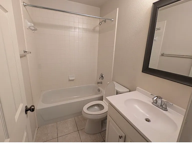 2717 Grand Canyon Ct — Photo 8