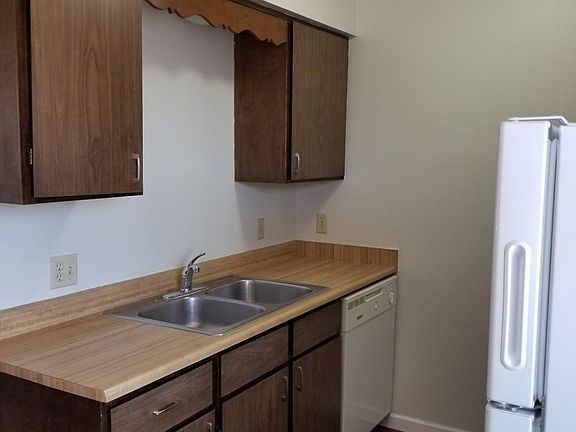 Wildflower_26 Kitchen_08022018