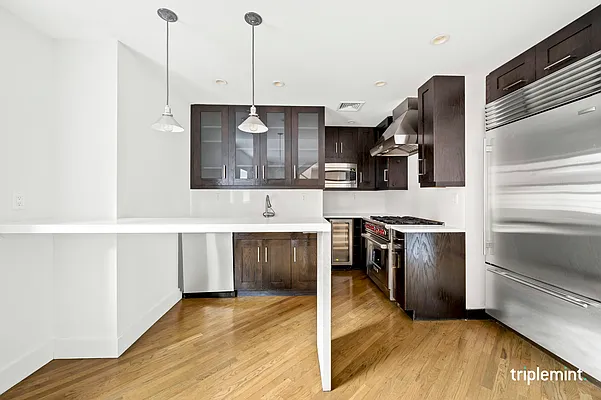 Rented by Triplemint | media 29