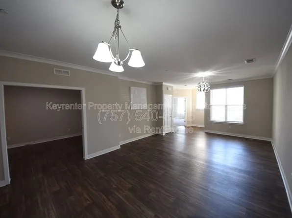 504 Fishers Ct, Hampton, VA 23666