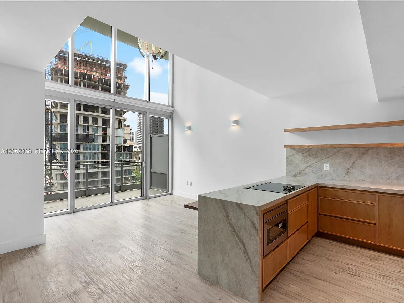Mint Condo — Photo 3