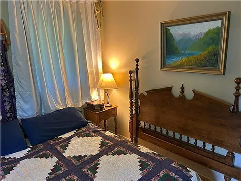 225 N Park Dr — Photo 10
