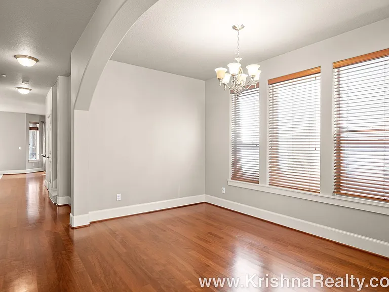 11322 NW Kimble Ct — Photo 3