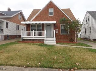 6116 Wareham Dr, Cleveland, OH 44129