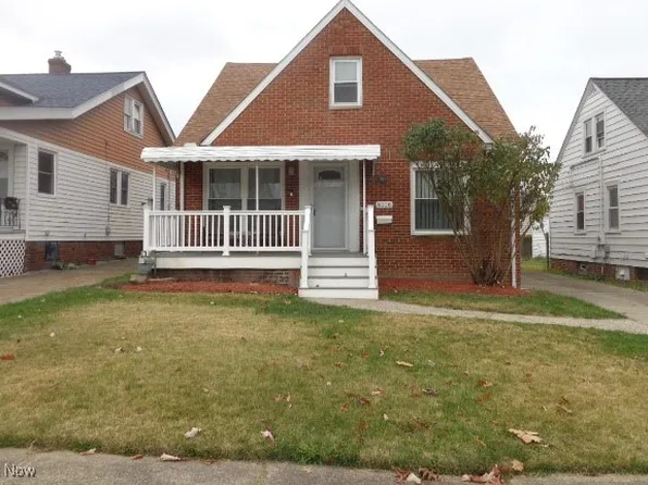 6116 Wareham Dr, Cleveland, OH 44129
