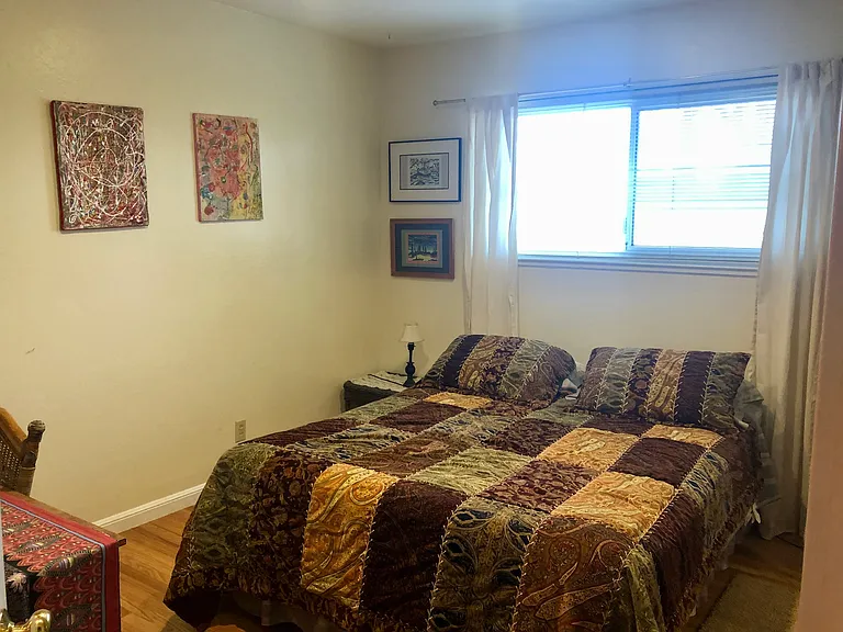 Sunrise Ct — Photo 24