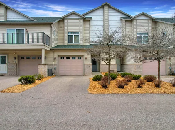 1003 Mallard Way, Marinette, WI 54143