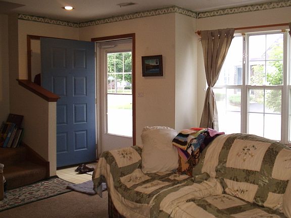 Spacious living room!