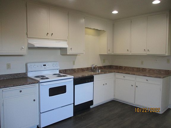 5th image of 7902 Arguello Dr