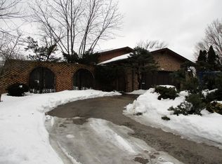 1425 Oak Park Dr, Munster, IN 46321