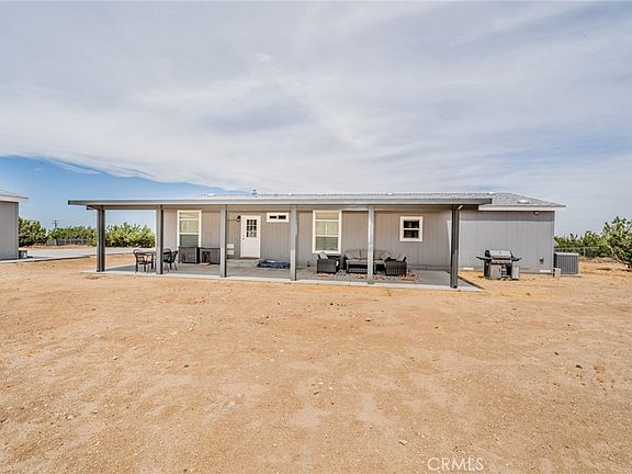 4th image of 745 Pinon Rd