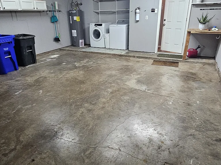416 Thorn Wood Dr — Photo 17