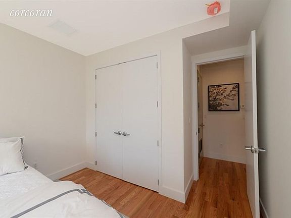 5th image of 878 Metropolitan Ave APT 1A