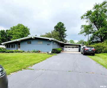 95 N Park Dr, Canton, IL, 61520