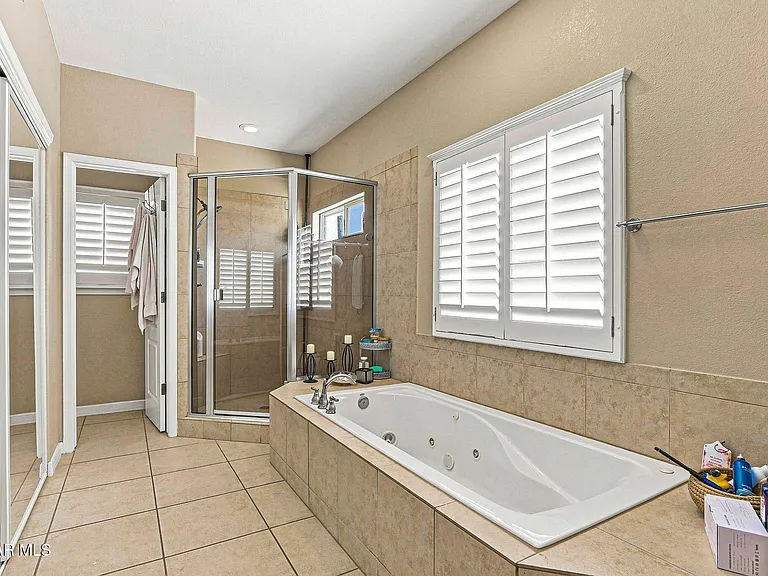 13566 Emerald Coast Ln — Photo 32