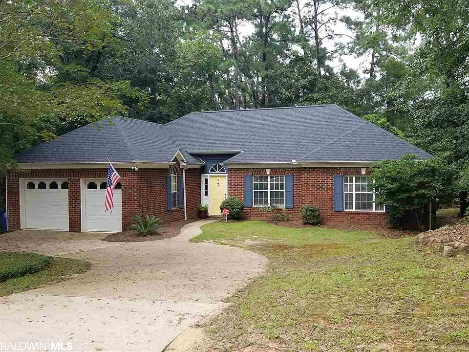 1st image of 120 Woodside Dr