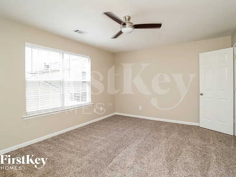 292 Hiawassee Dr — Photo 11