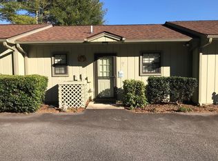 35 Mint Lake Ct W UNIT B, Franklin, NC 28734