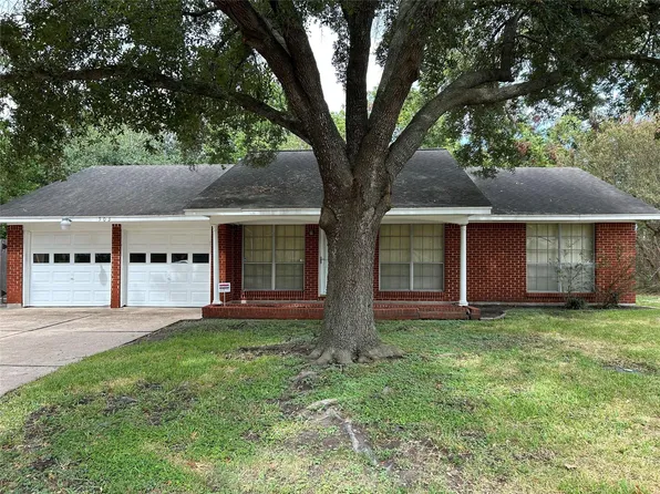 503 Garden Way Ln, Pasadena, TX 77503