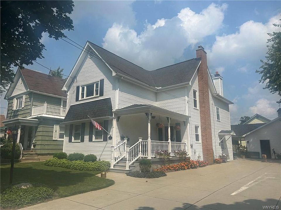 1st image of 31 Brandel Ave