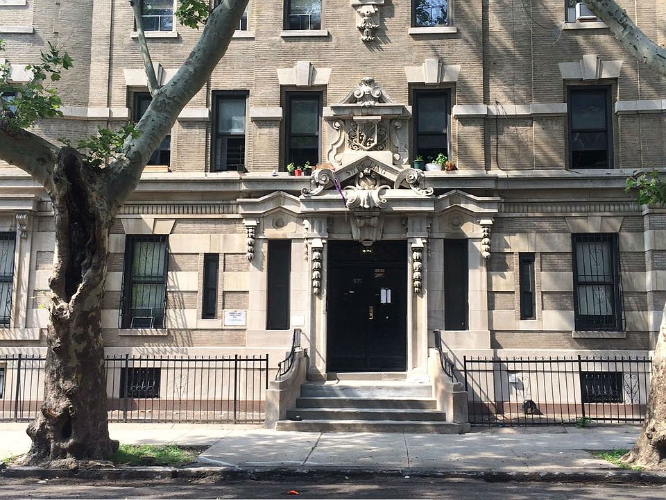 1st image of 939 Sterling Pl APT 3C