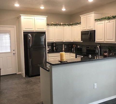 4th image of 3820 Lockhaven Dr