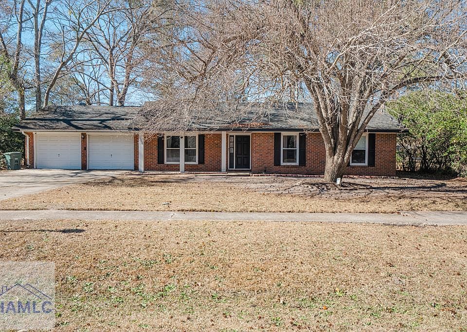 1st image of 615 Olmstead Dr