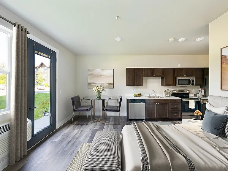The Meridian Apartments — Photo 13