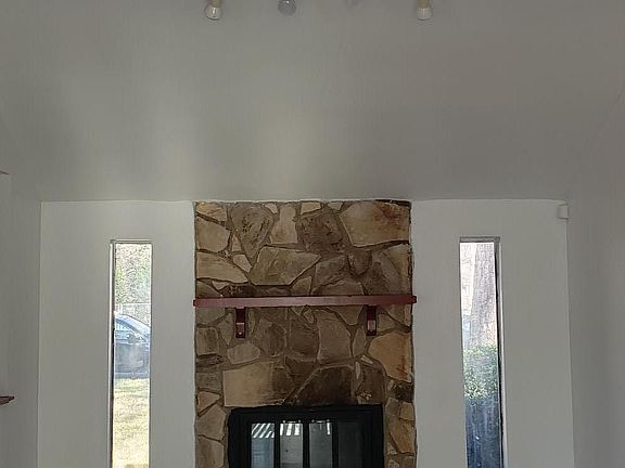 5th image of 8300 Pine Field Ct