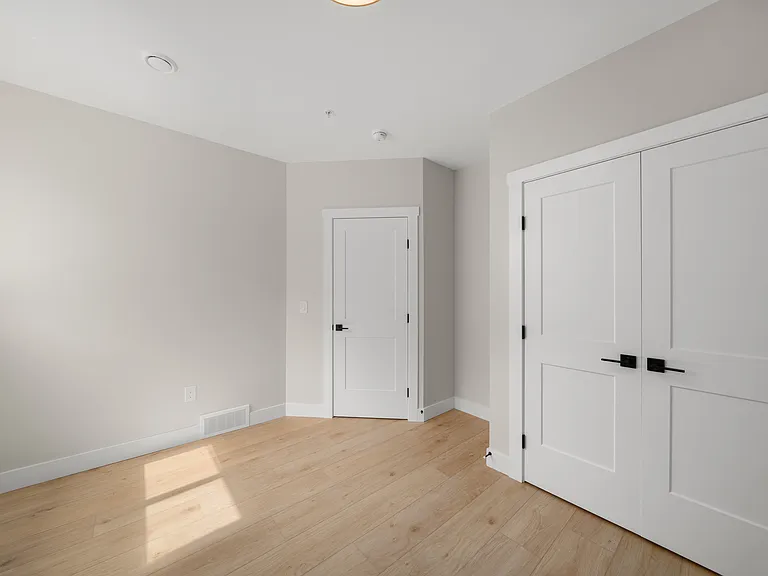 1812 51st St NW #1B — Photo 12
