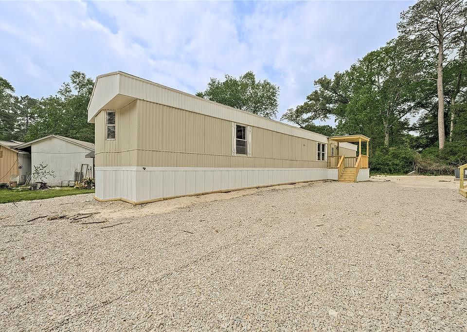 1st image of 19346 Forest Lane Cir