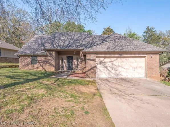 202 Elfen Glen St, Van Buren, AR 72956