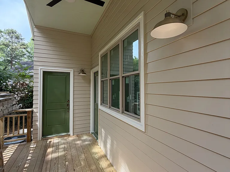 807 Rosehill Ave — Photo 10