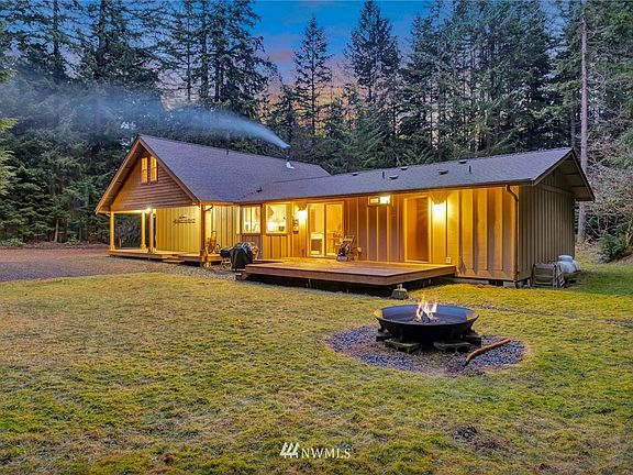 2nd image of 16406 Alpine Drive E