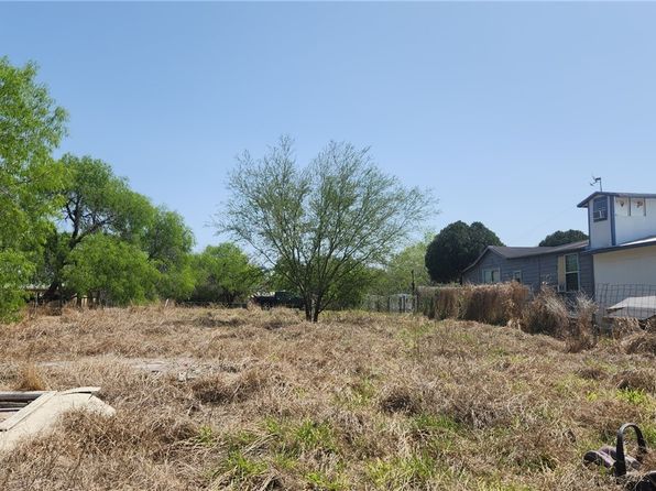 237 N County Road 1035, Kingsville, TX 78363