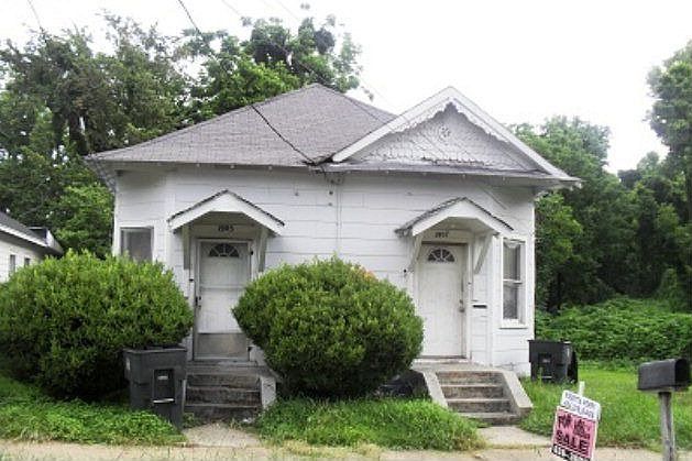 1st image of 1907 South St