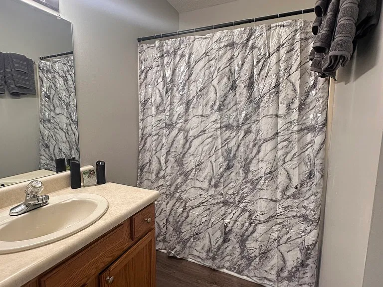 Full Bath - updated plank flooring and freshly painted