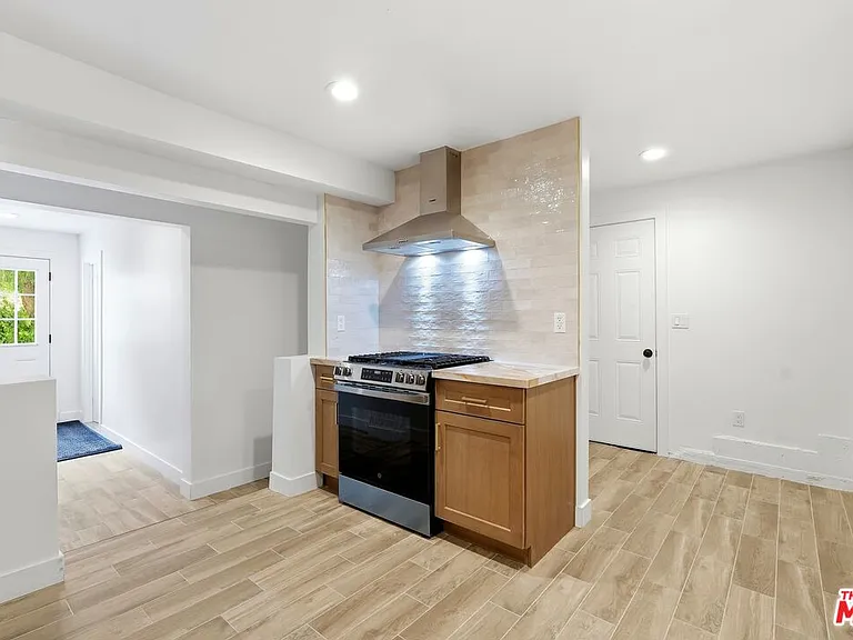 5452 Harcross Dr — Photo 44