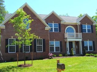 307 Marshalls Venture Ct, Accokeek, MD 20607