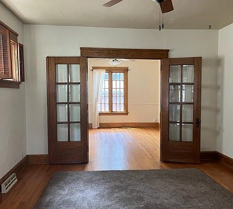 5th image of 1522 Thurston Ave