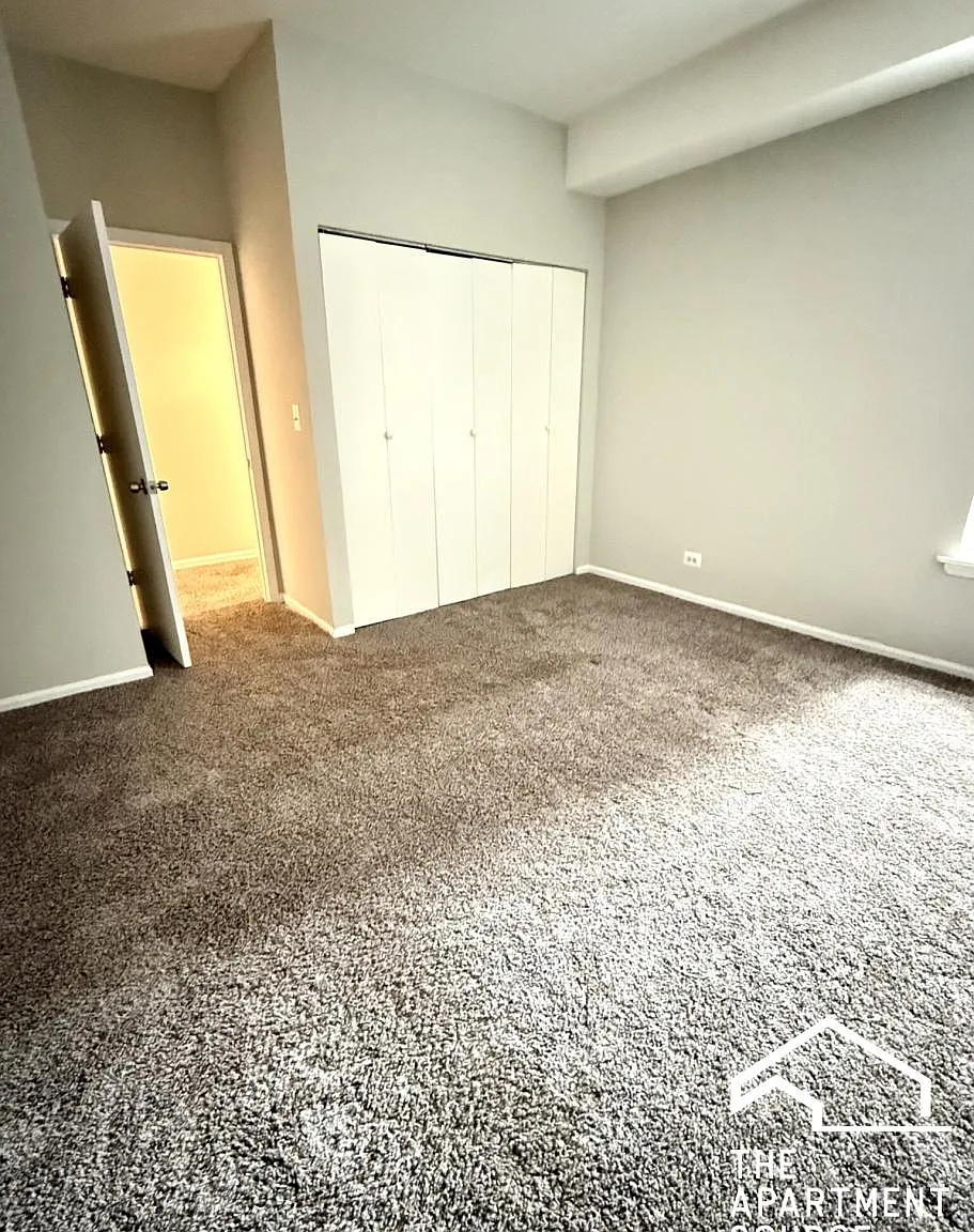 6143 South Woodlawn Avenue #1 — Photo 4