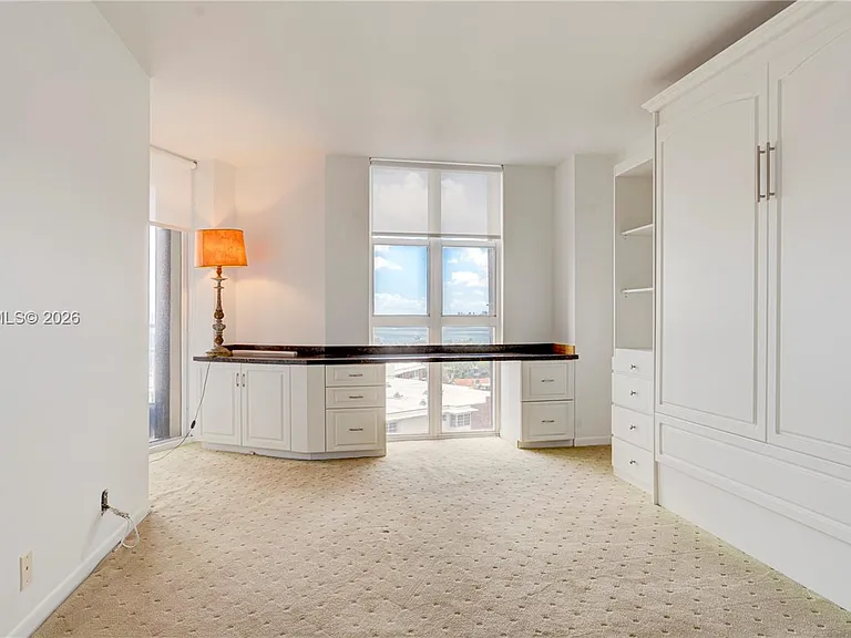 4000 Towerside Ter #908 — Photo 15