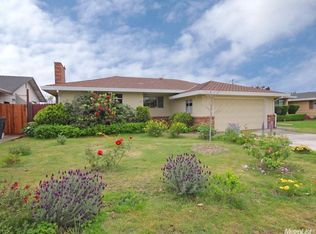 1504 Fruitridge Rd, Sacramento, CA 95822